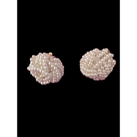 Vintage Jewelry Set Seed Pearl Necklace PLUS Clip Earrings Lightweight Ballet - Picture 2 of 12